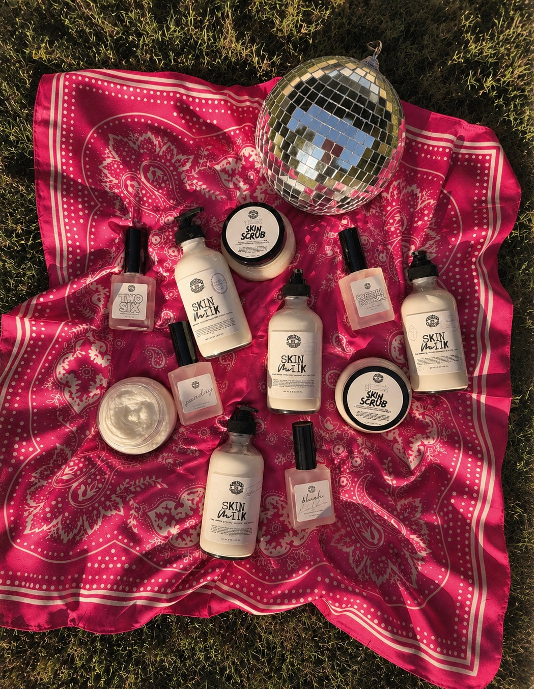 signature set [perfume • lotion • scrub]